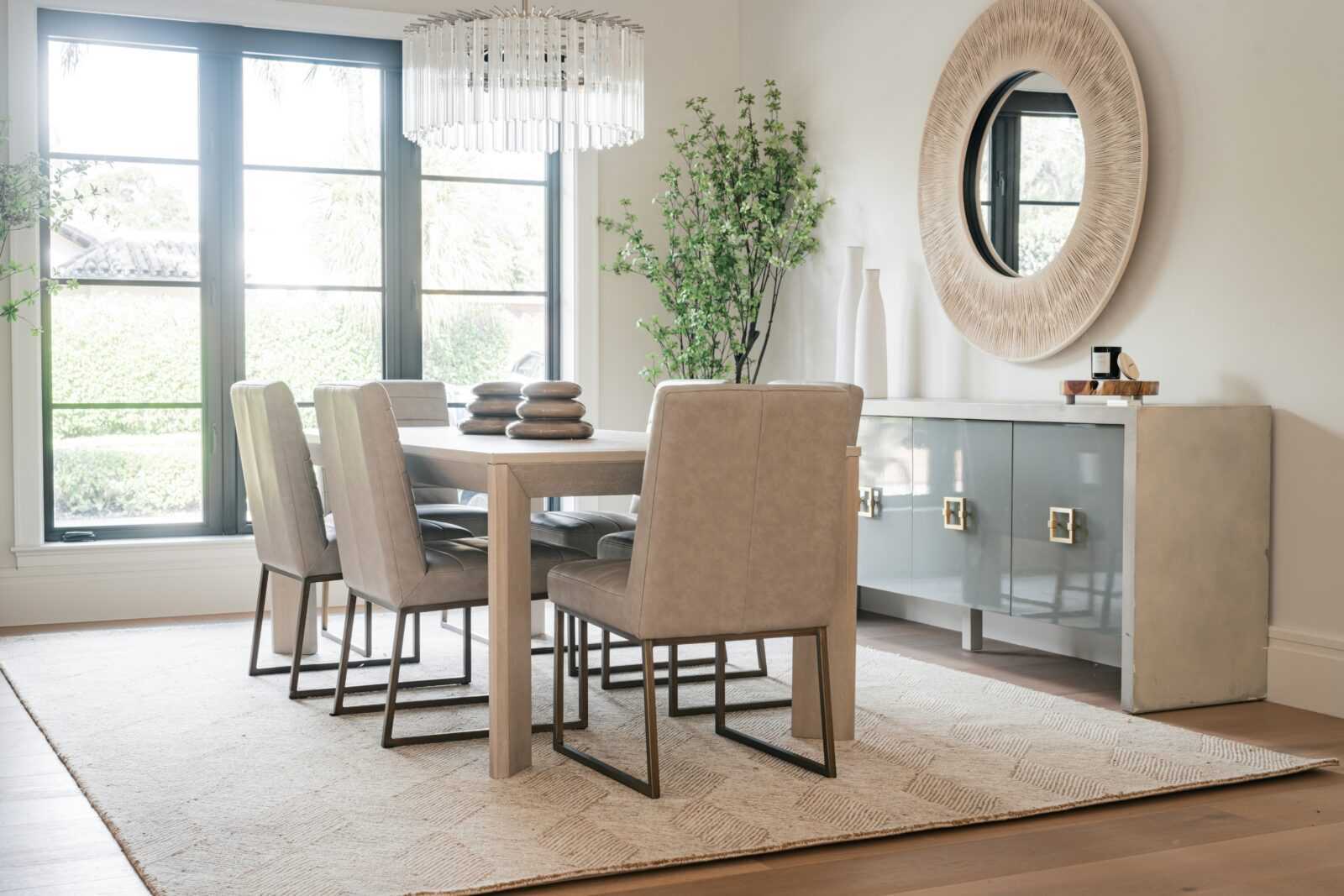 stephen olmo f4YxCycyaAA unsplash