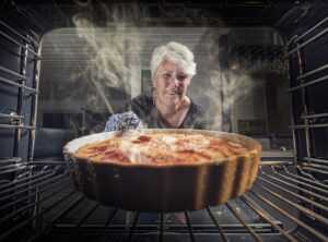 Can Bigussani Cook at Home